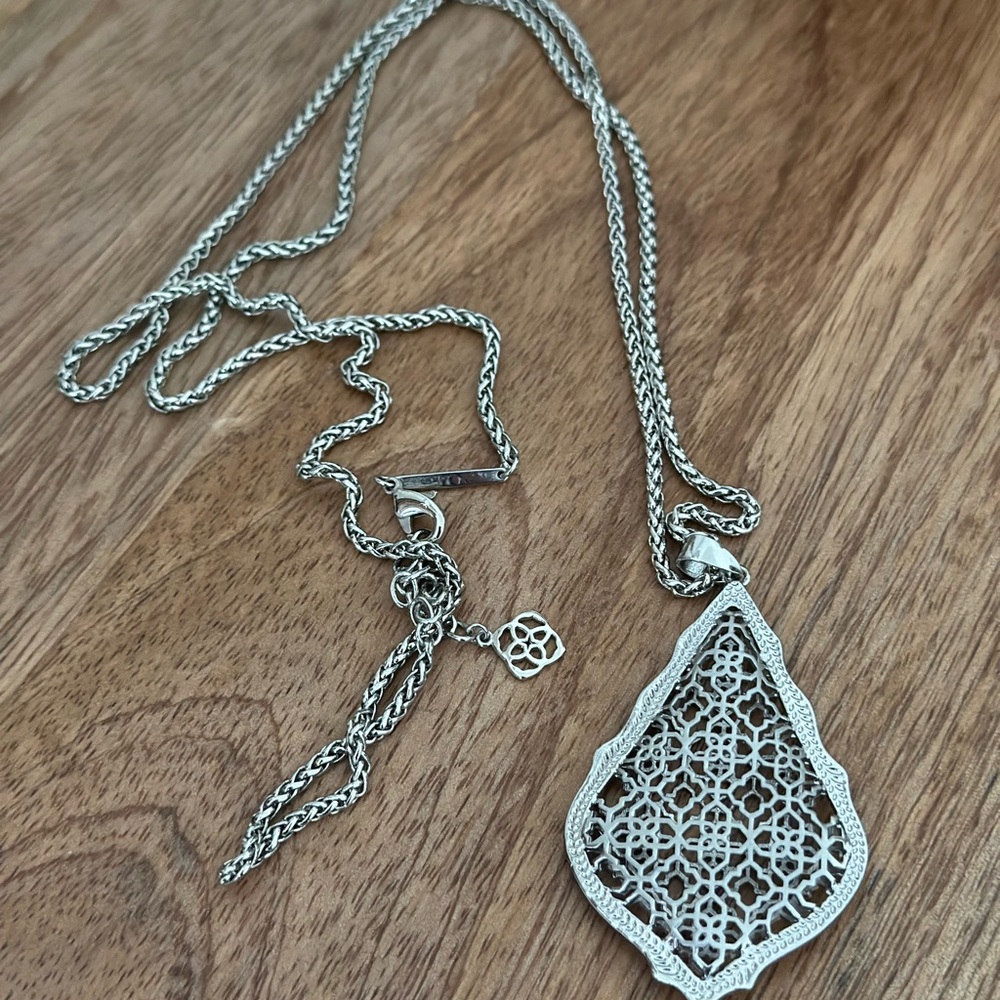 Kendra Scott Elegant Silver Pendant Necklace